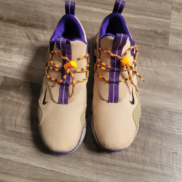 Mens Nike Pocketknife DM sz9.5 - Picture 2 of 9